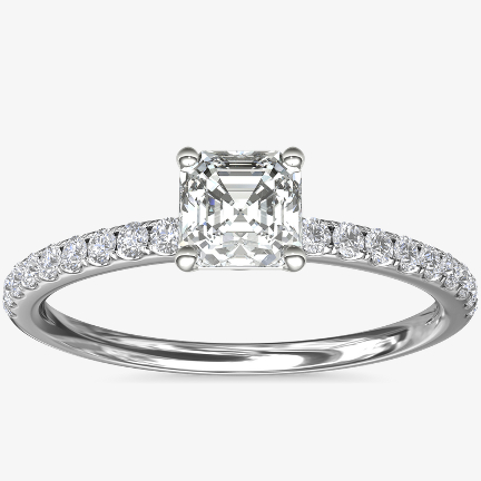 上丁方形鑽石訂婚戒指